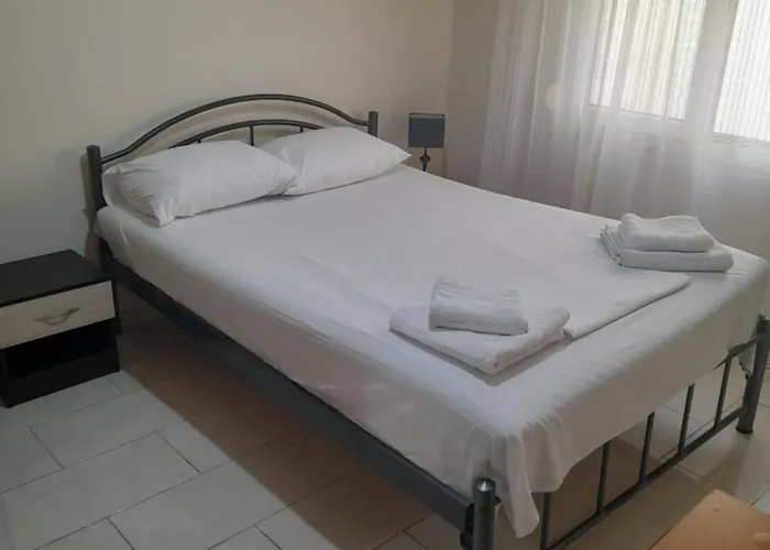 Sakis Apartment 2 -4Th Floor Kawala