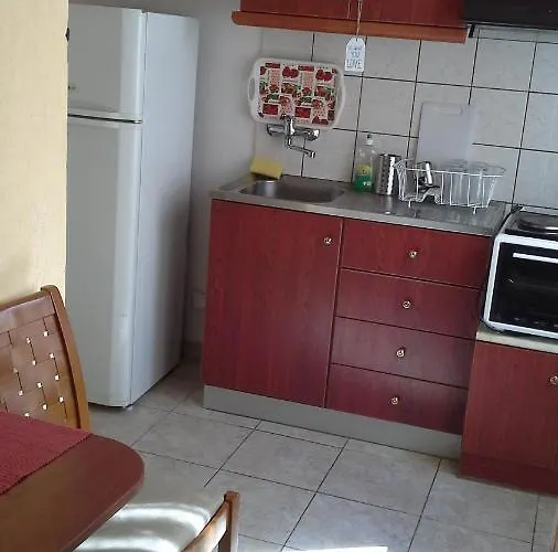 Sakis Apartment 2 -4Th Floor * Kawala